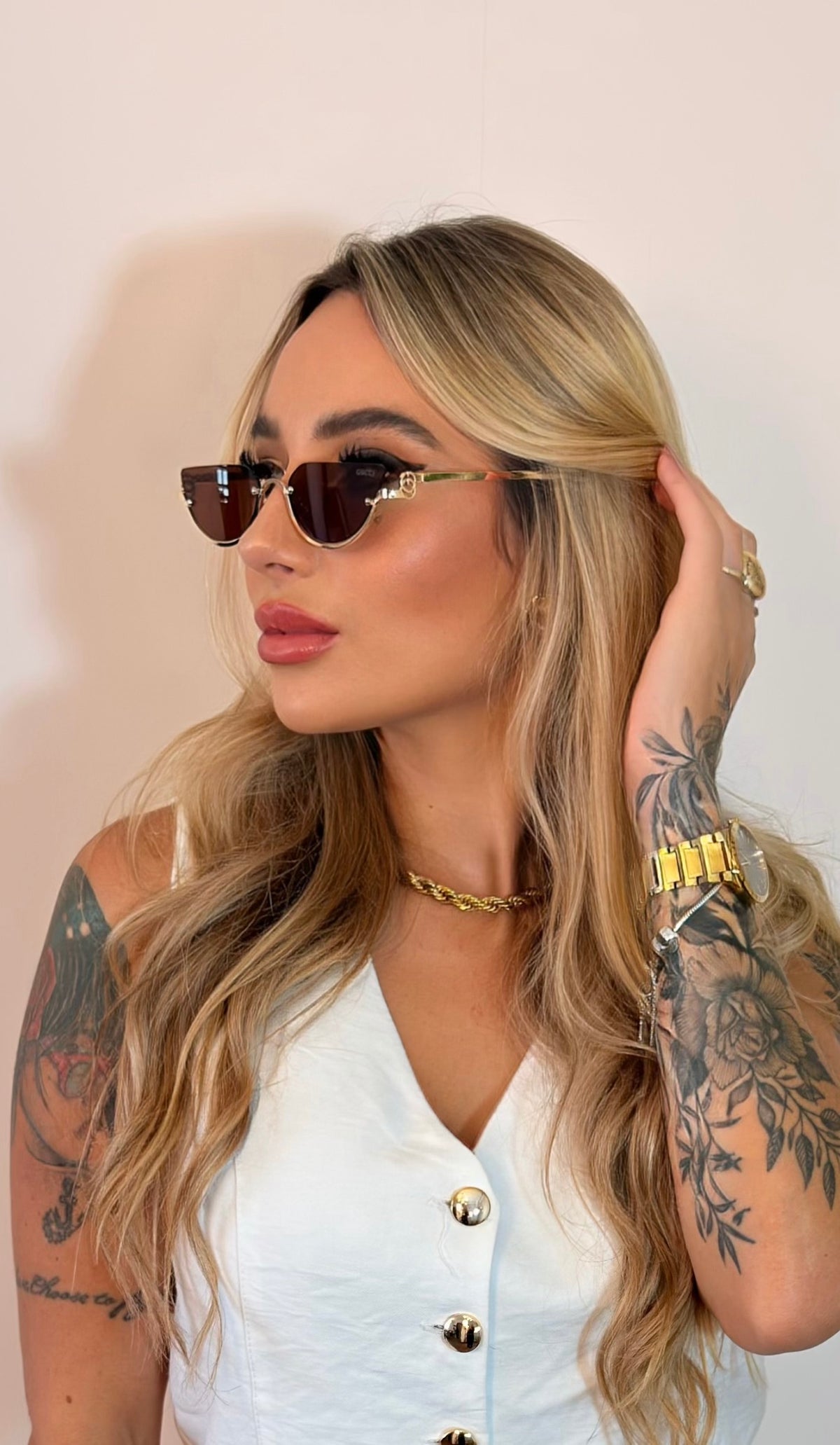 Óculos de Sol Gucci Gatinho Gold com Lentes Degradê