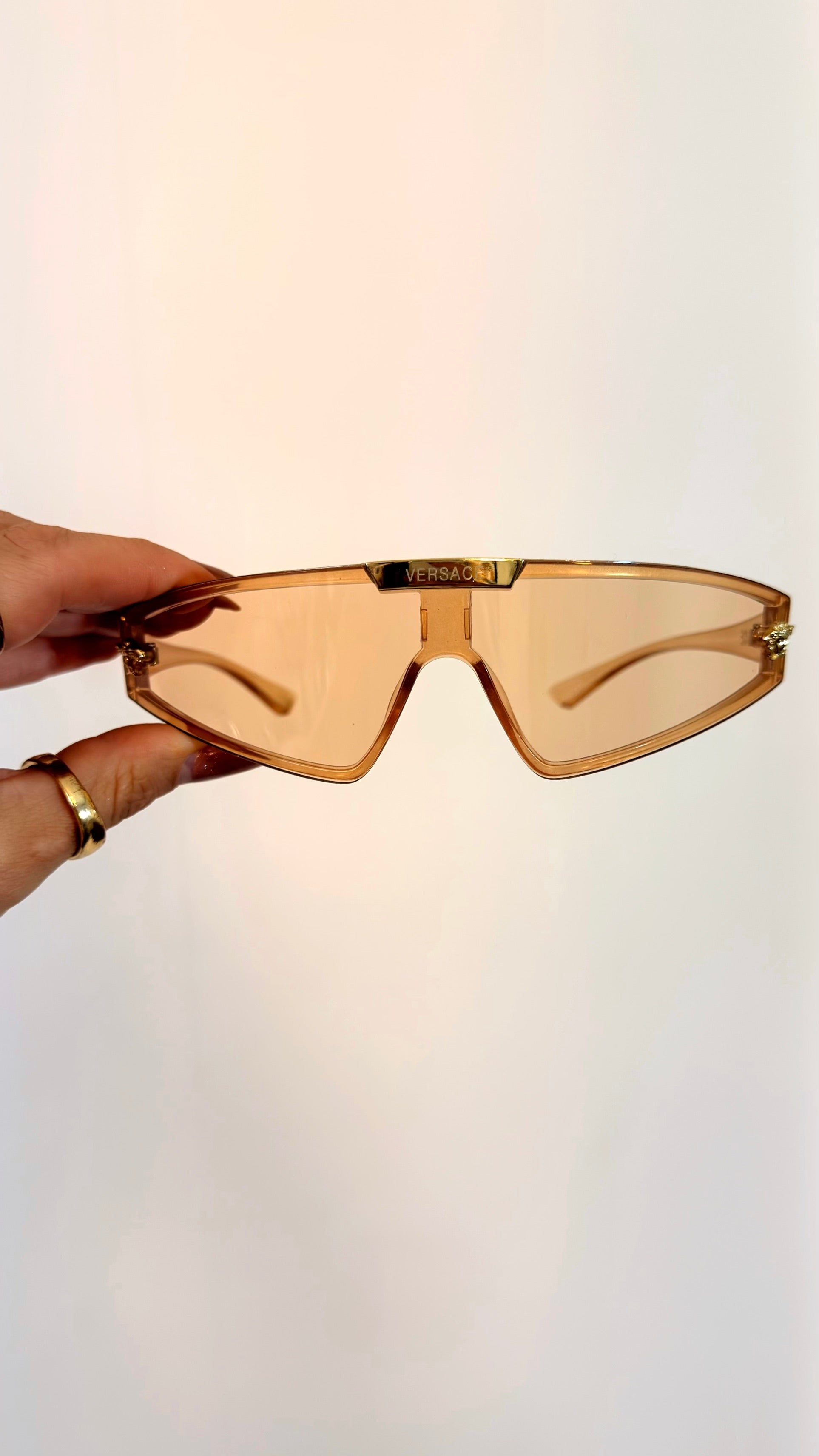 Óculos de Sol Versace Shield Dourado Espelhado