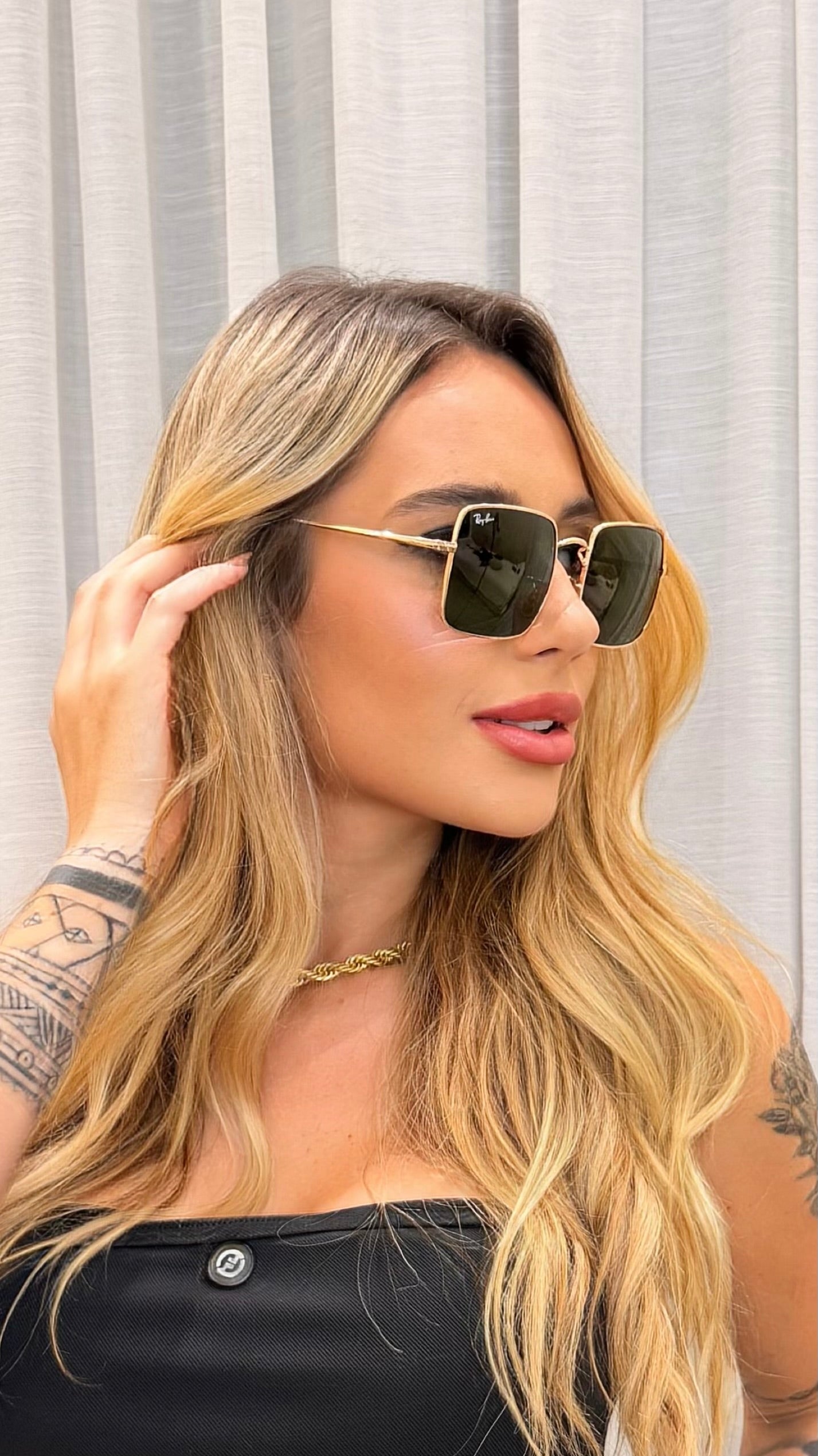 Óculos de Sol Ray-Ban Quadrado Metal Dourado Lente Verde