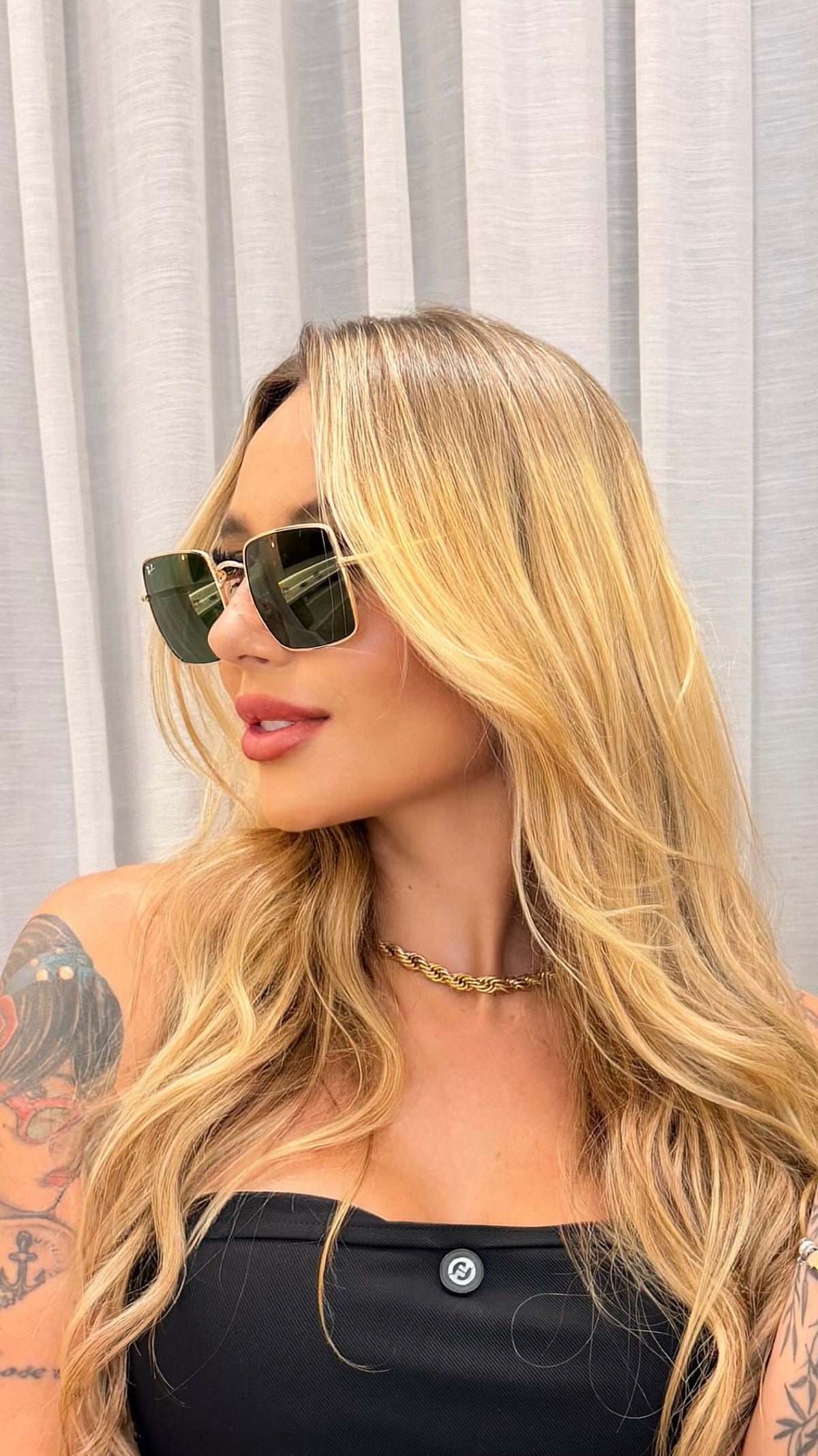 Óculos de Sol Ray-Ban Quadrado Metal Dourado Lente Verde