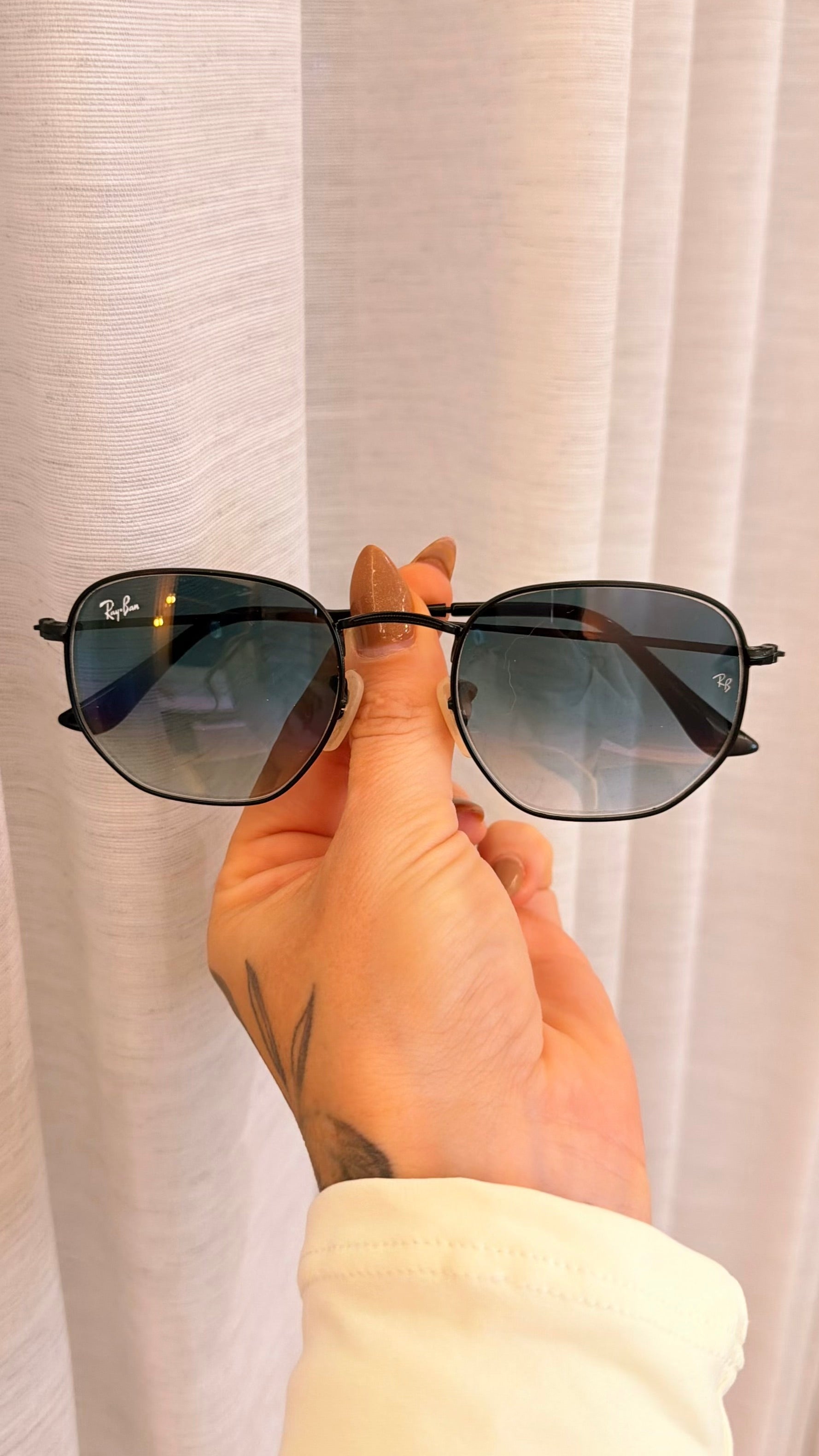 Óculos de Sol Ray-Ban Hexagonal Preto Degradê
