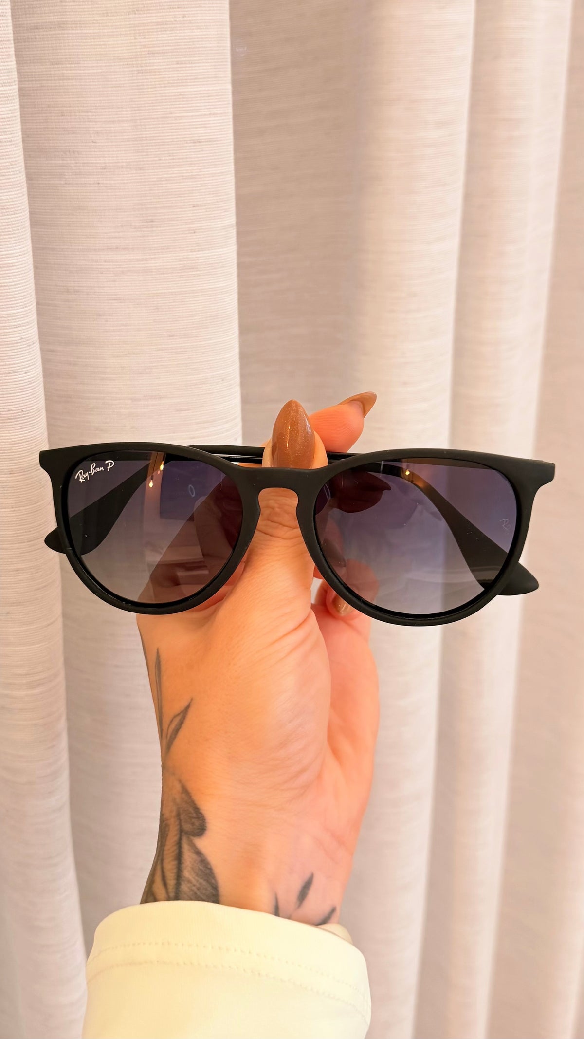 Óculos de Sol Ray-Ban P Erika Preto Fosco