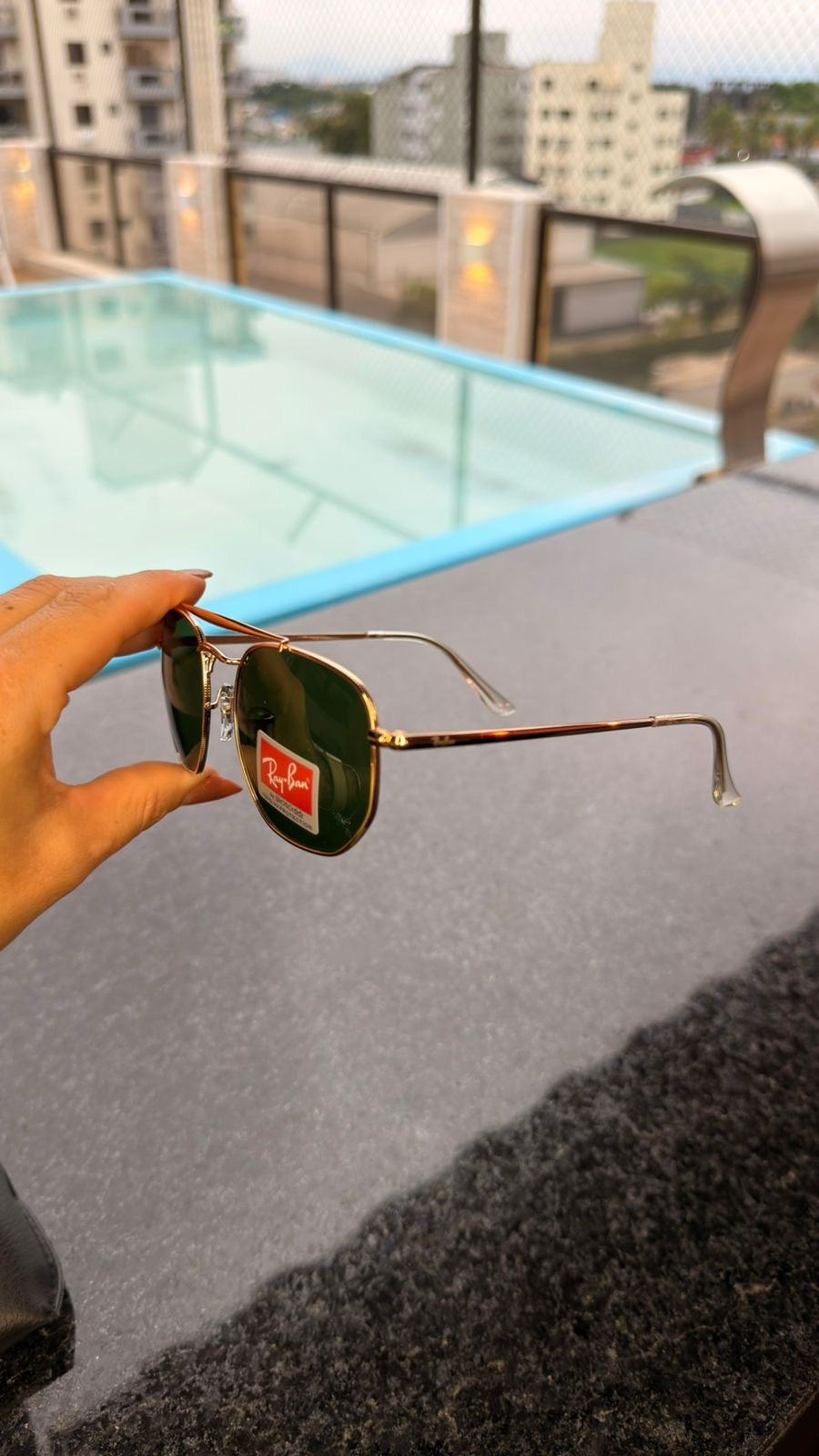 Óculos de Sol Ray-Ban Marshal Hexagonal Dourado Lente Verde