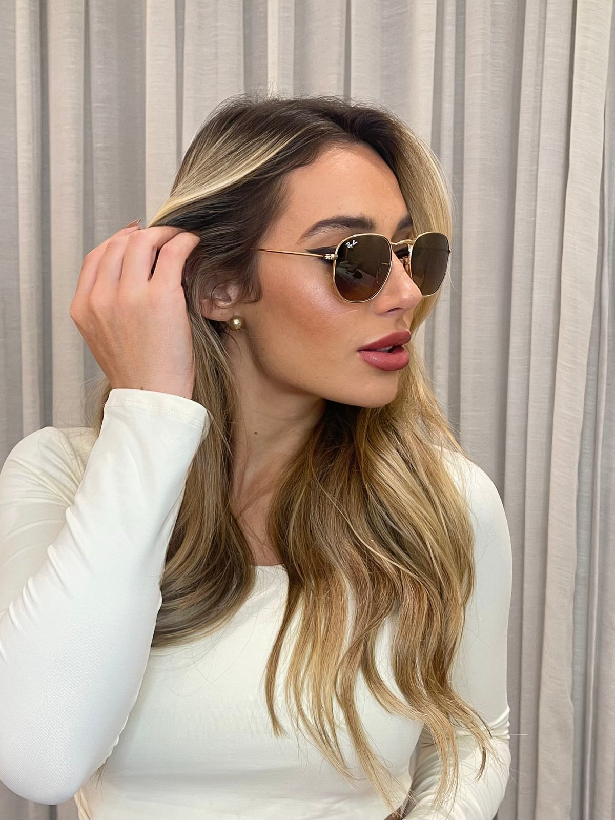 Óculos de Sol Ray-Ban Hexagonal Dourado Degradê