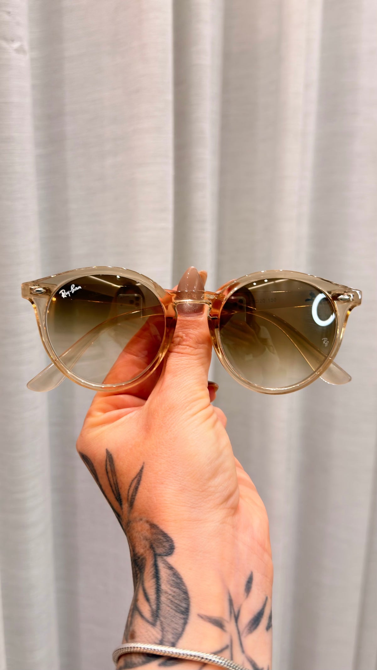 Óculos de Sol Ray-Ban Round Transparente Nude