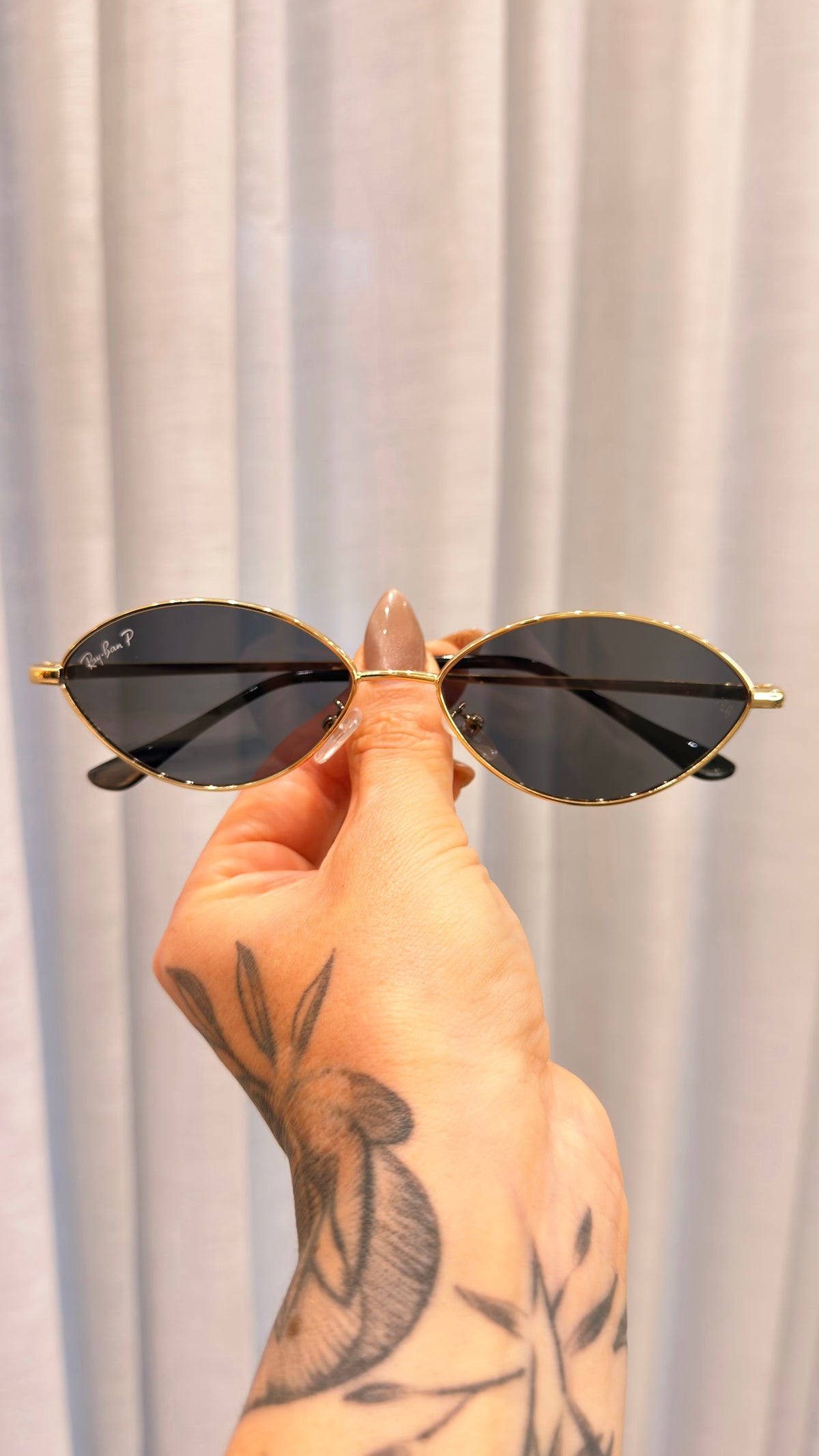 Óculos de Sol Ray-Ban Oval Metal Dourado Lente Polarizada