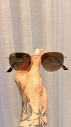 Óculos de Sol Ray-Ban Hexagonal Dourado Degradê