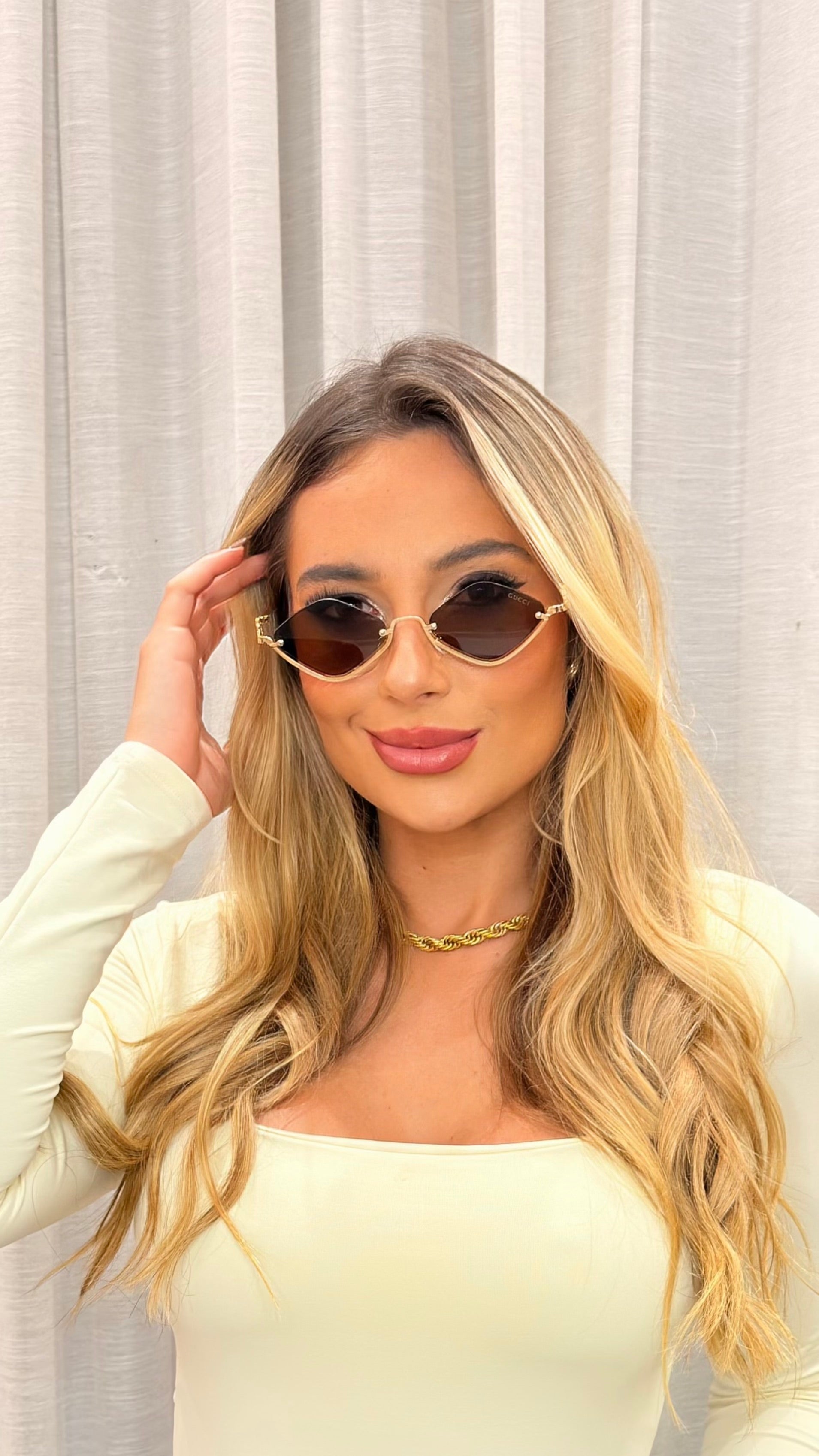 Óculos de Sol Diamond Dourado com Lentes Degradê