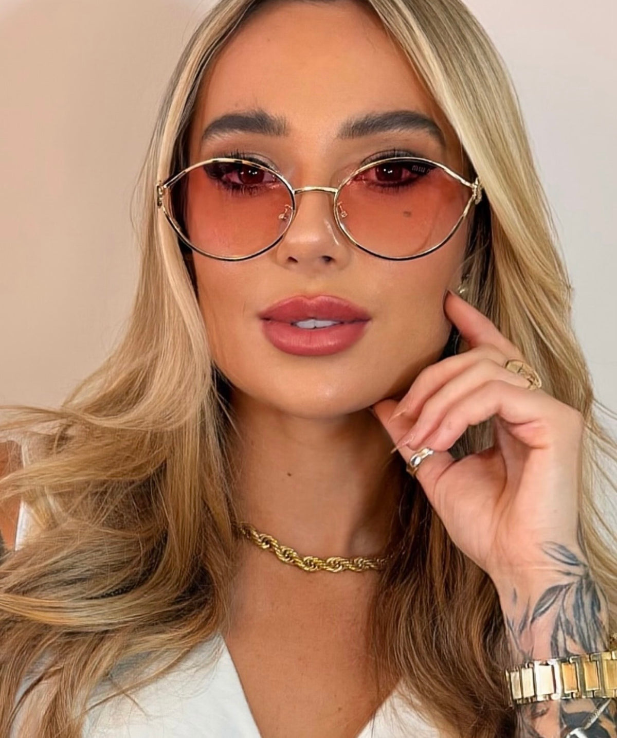 Óculos de Sol Loewe Hexagonal Dourado com Lentes Rosa
