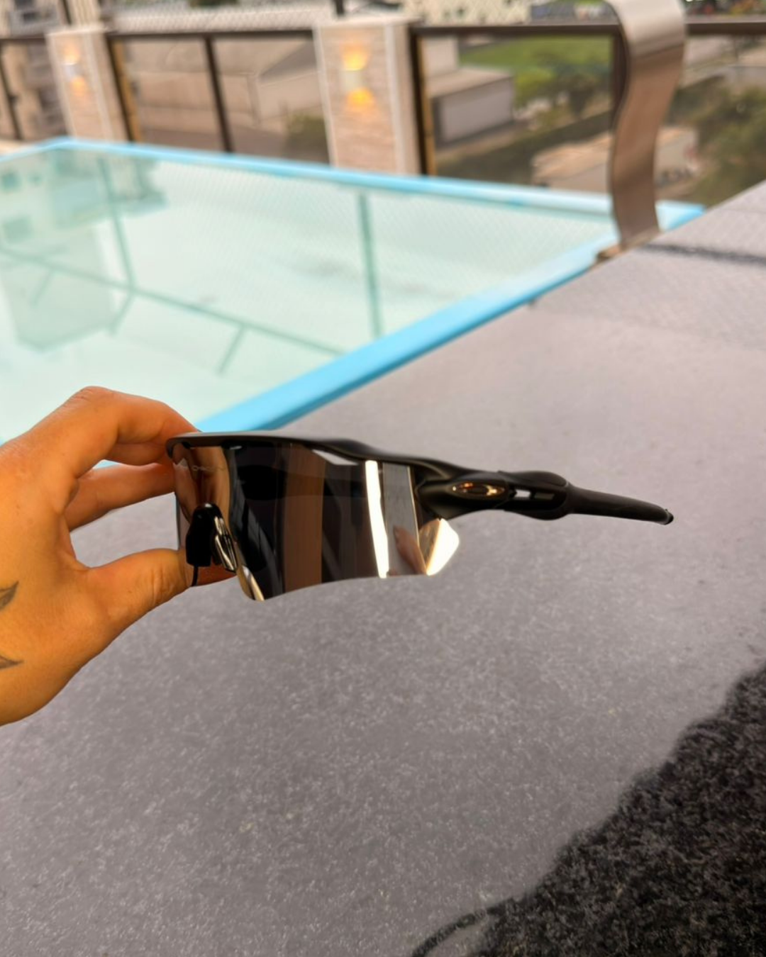 Óculos Esportivo Oakley Radar Proteção UV Lente Espelhada